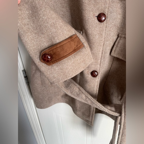 Steve Madden Tan Utility Barn Jacket XL Quiet Luxury Neutral Minimalist - Picture 8 of 15